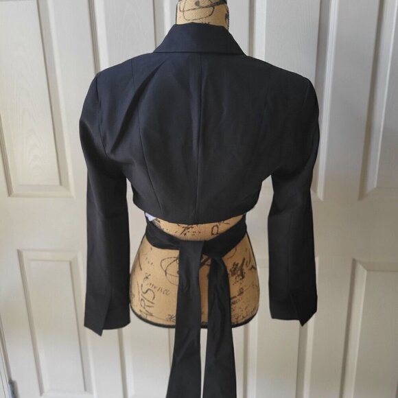 New York & Co. Cropped Wrap Blazer in Black -S - Picture 3 of 8